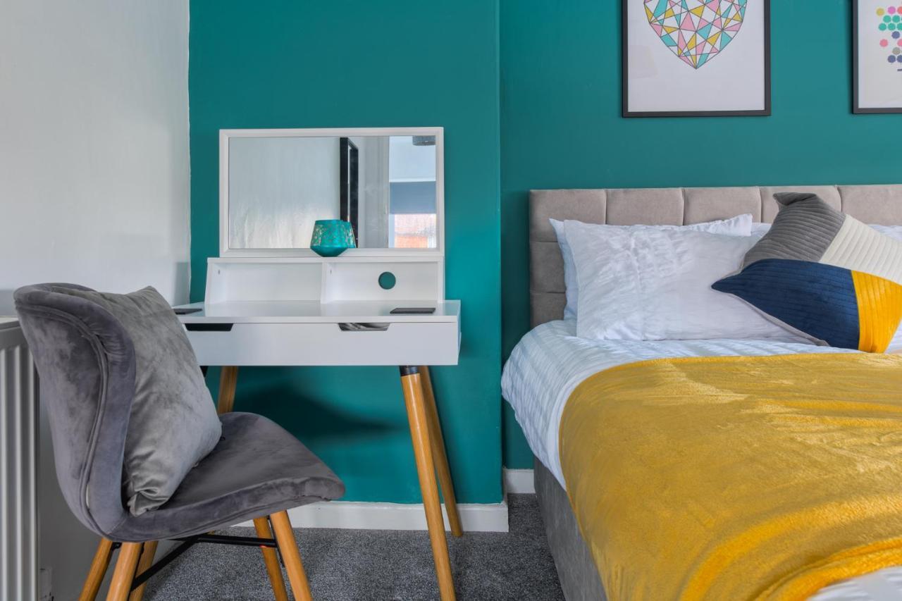Rookwood House - Spacious Home With Free Parking - Short Stay Leeds Leeds  Eksteriør bilde